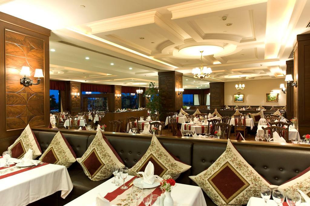 Delphin Palace Hotel Antalia Esterno foto