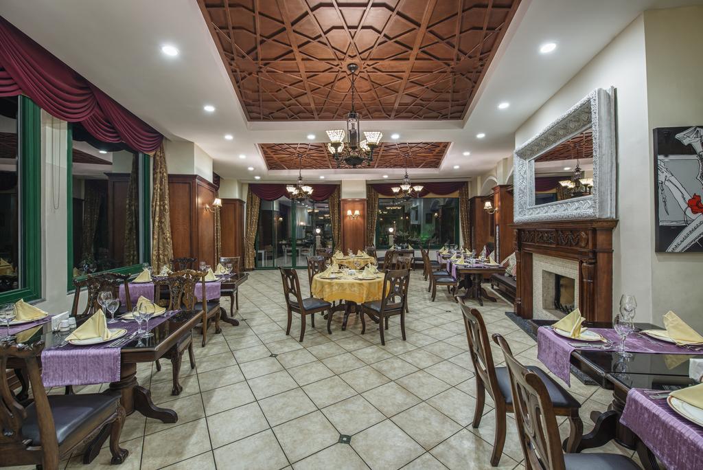 Delphin Palace Hotel Antalia Esterno foto