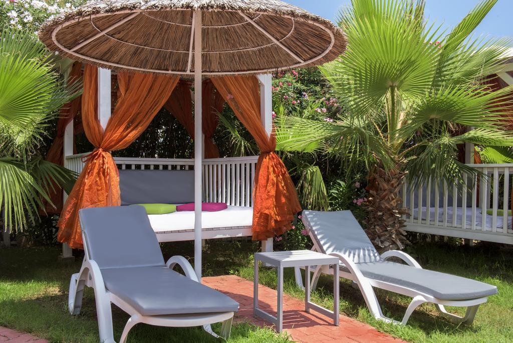 Delphin Palace Hotel Antalia Esterno foto